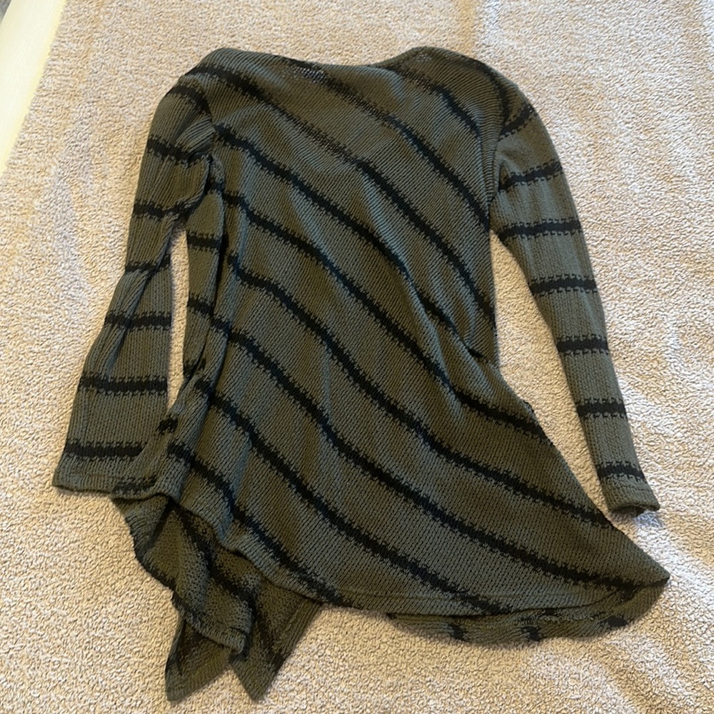 PPLA Sweater - Picture 3 of 3